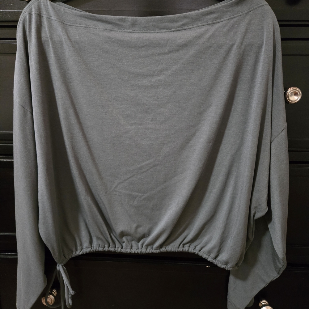 Athleta Gray Long Sleeve Top